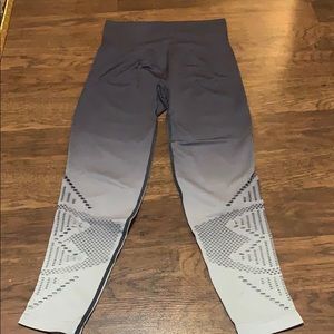 VS Pink ombré workout leggings